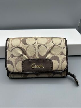 Coach Ashley Rehab Wallet